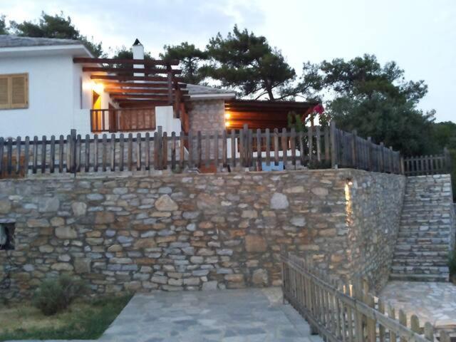 Apartament Aliki House Zewnętrze zdjęcie